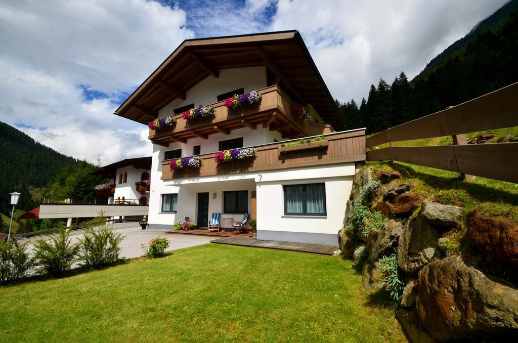 Appartement Bergblick Neustift im Stubaital Exterior photo